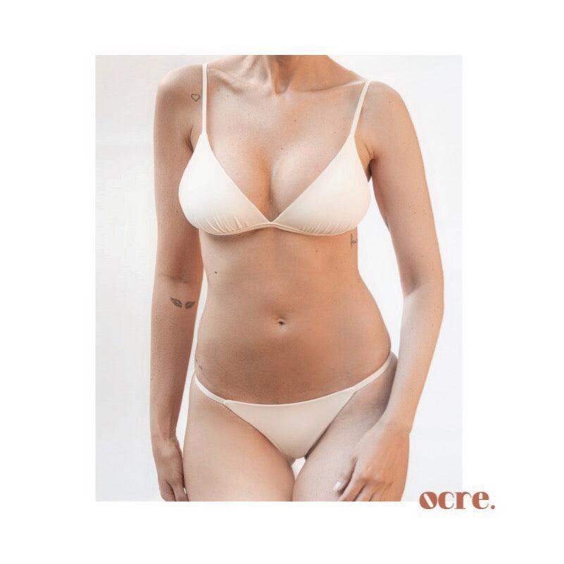 Top Triângulo Fixo - OCRE. moda praia consciente