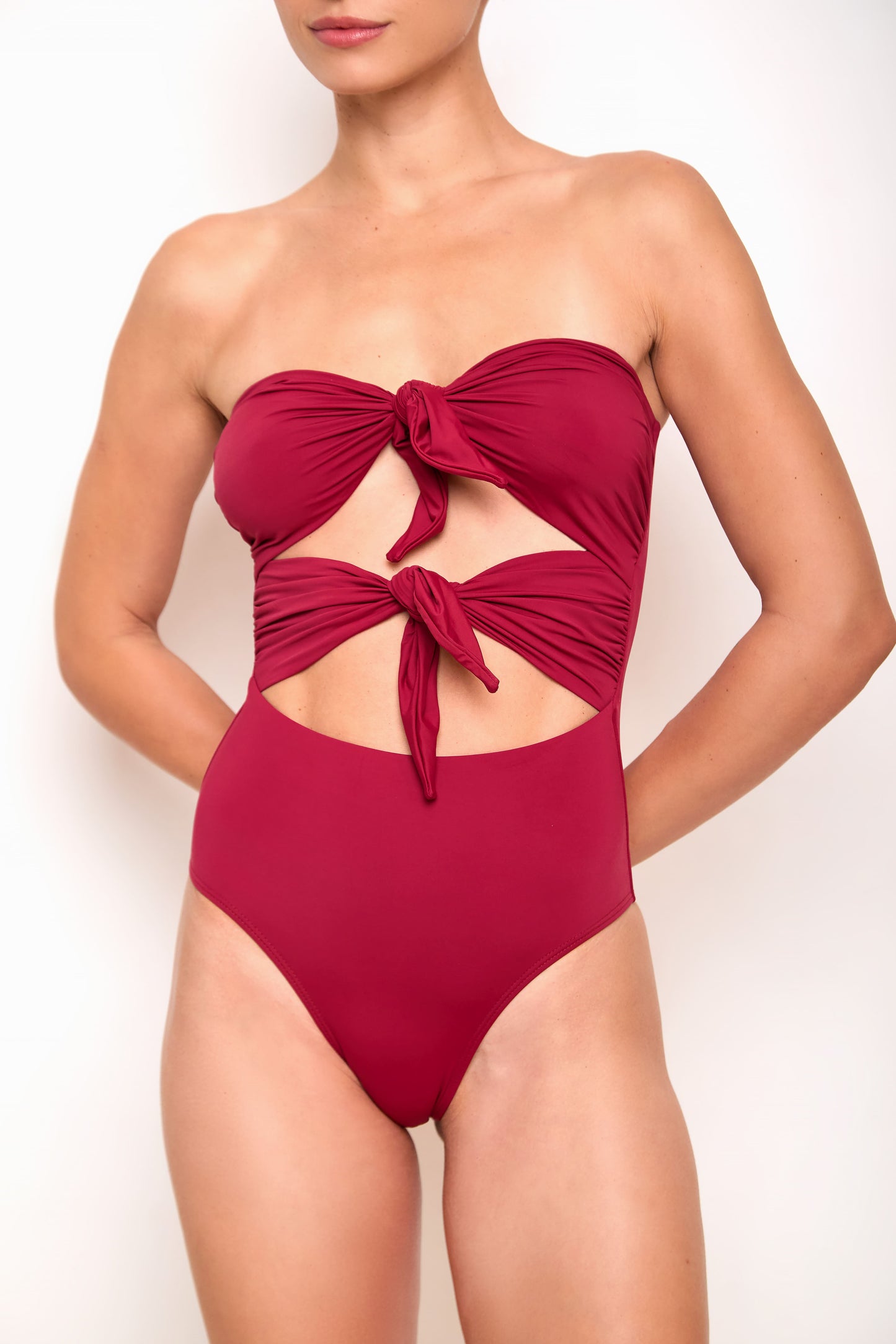 Tie-up swimsuit 